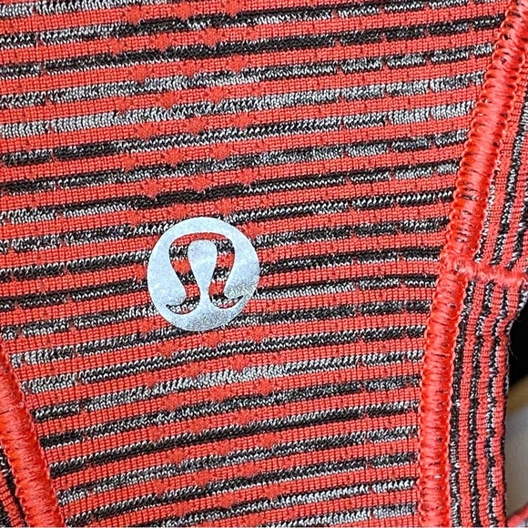 Lululemon Swiftly Tech Racerback Red Alert White Dark Sport Black Ombré Tank Top - Picture 8 of 9